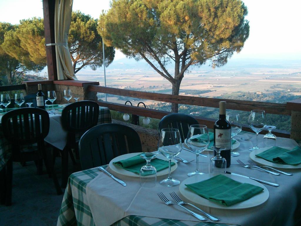 Locanda Mossa Dei Barbari Buriano  Exterior foto